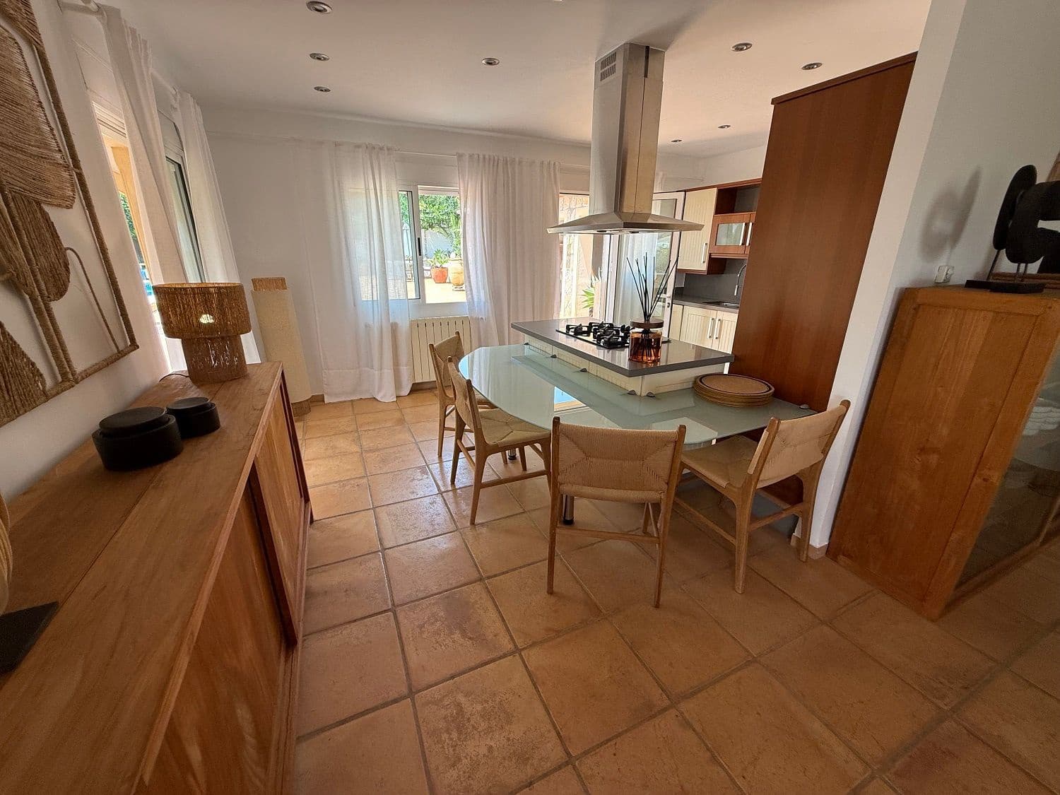 6 bedroom Villa for sale in Benitachell / Benitatxell with pool garage - € 1,250,000 (Ref: 10132106)