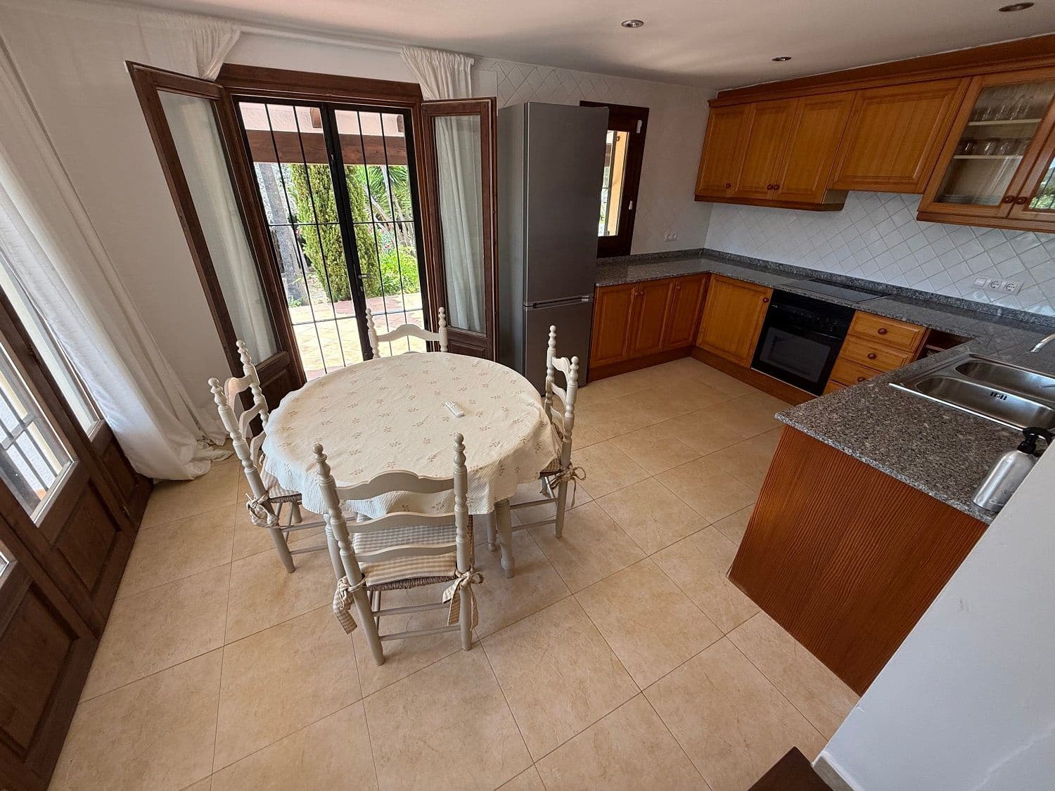 6 bedroom Villa for sale in Benitachell / Benitatxell with pool garage - € 1,250,000 (Ref: 10132106)