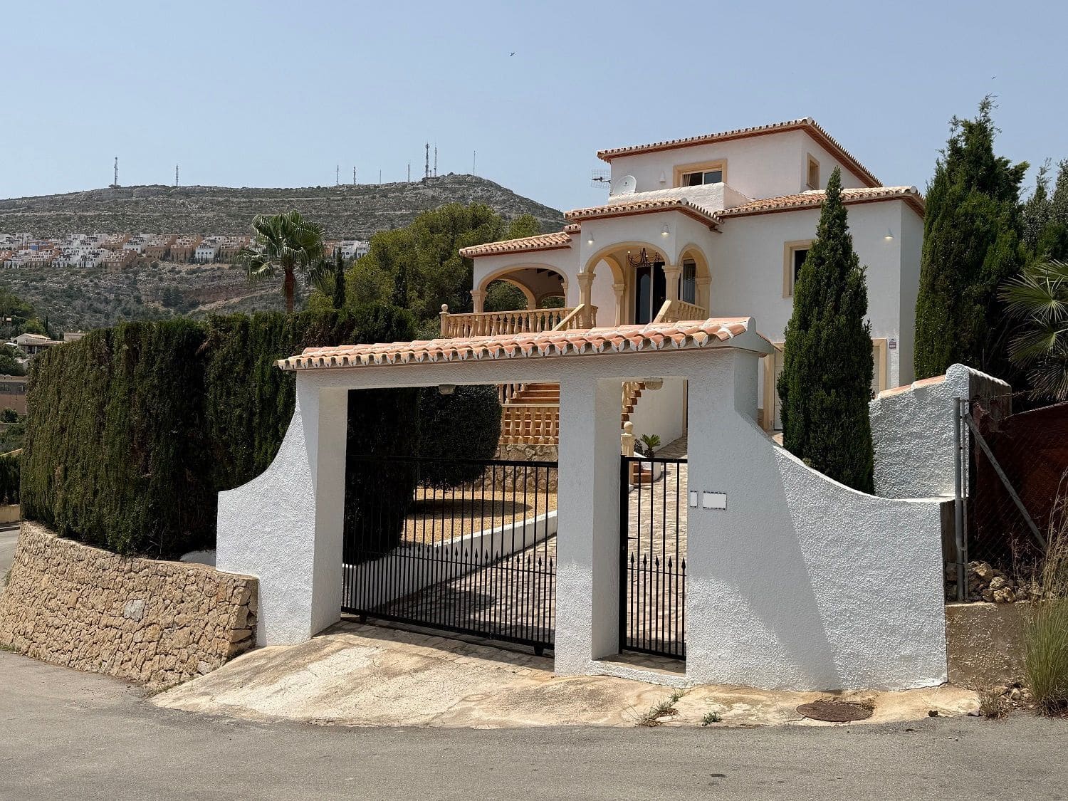 6 bedroom Villa for sale in Benitachell / Benitatxell with pool garage - € 1,250,000 (Ref: 10132106)