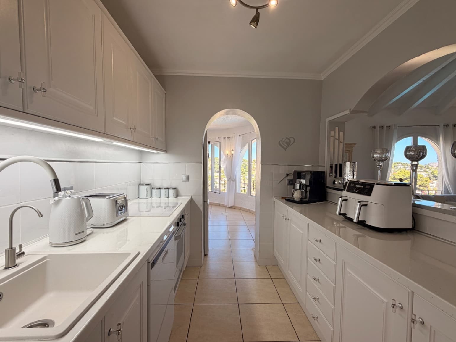 5 bedroom Villa for sale in Benissa with pool garage - € 669,000 (Ref: 10132109)