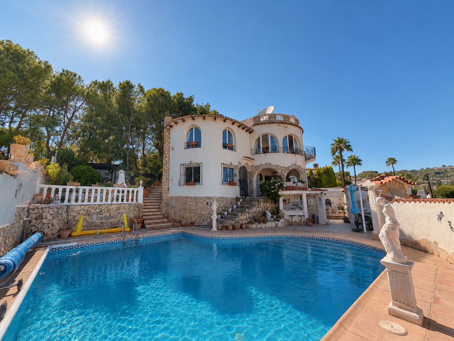 5 bedroom Villa for sale in Benissa with pool garage - € 669,000 (Ref: 10132109)