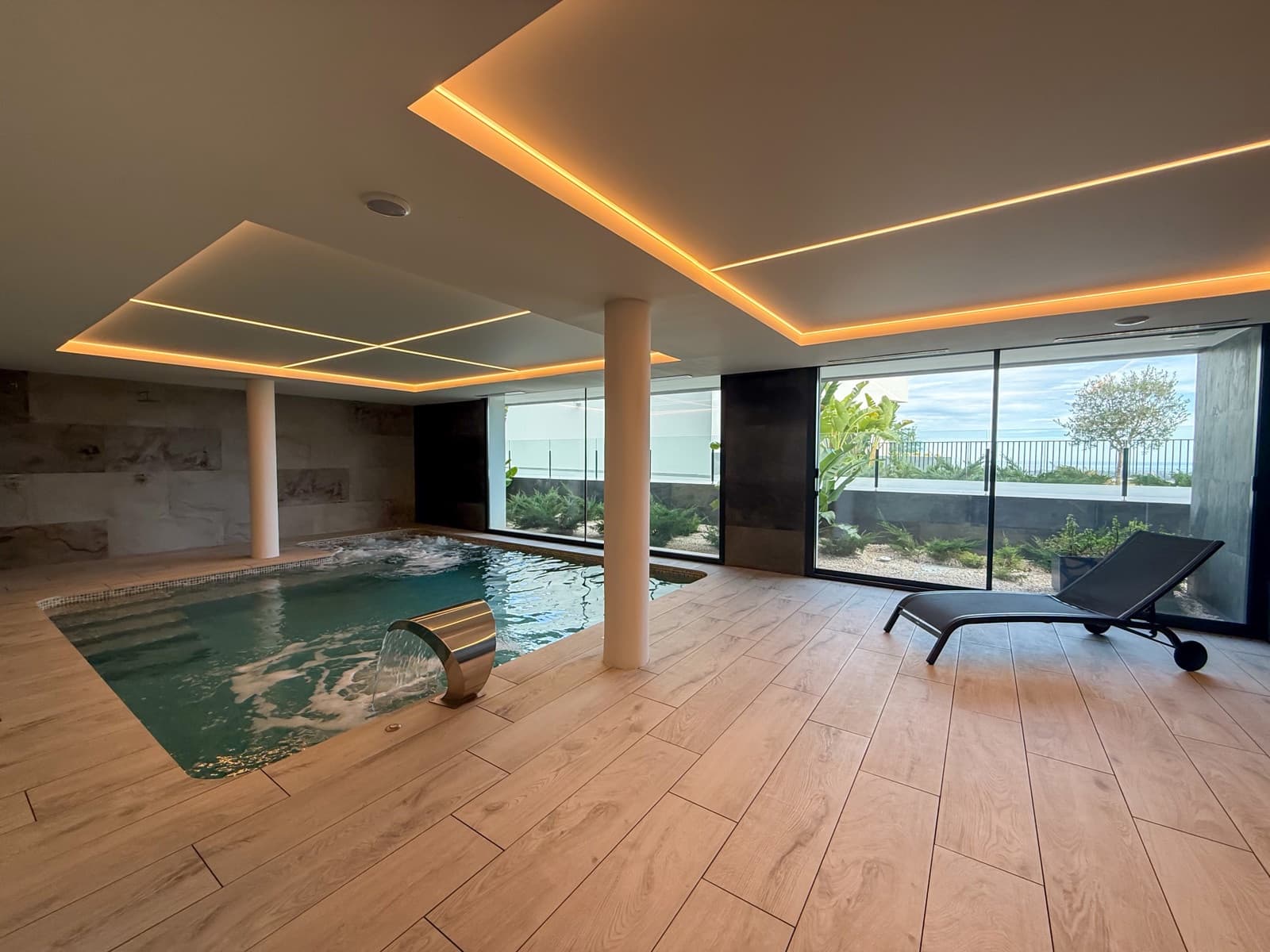 3 slaapkamer Appartement te koop in Sella met zwembad garage - € 670.000 (Ref: 10136274)