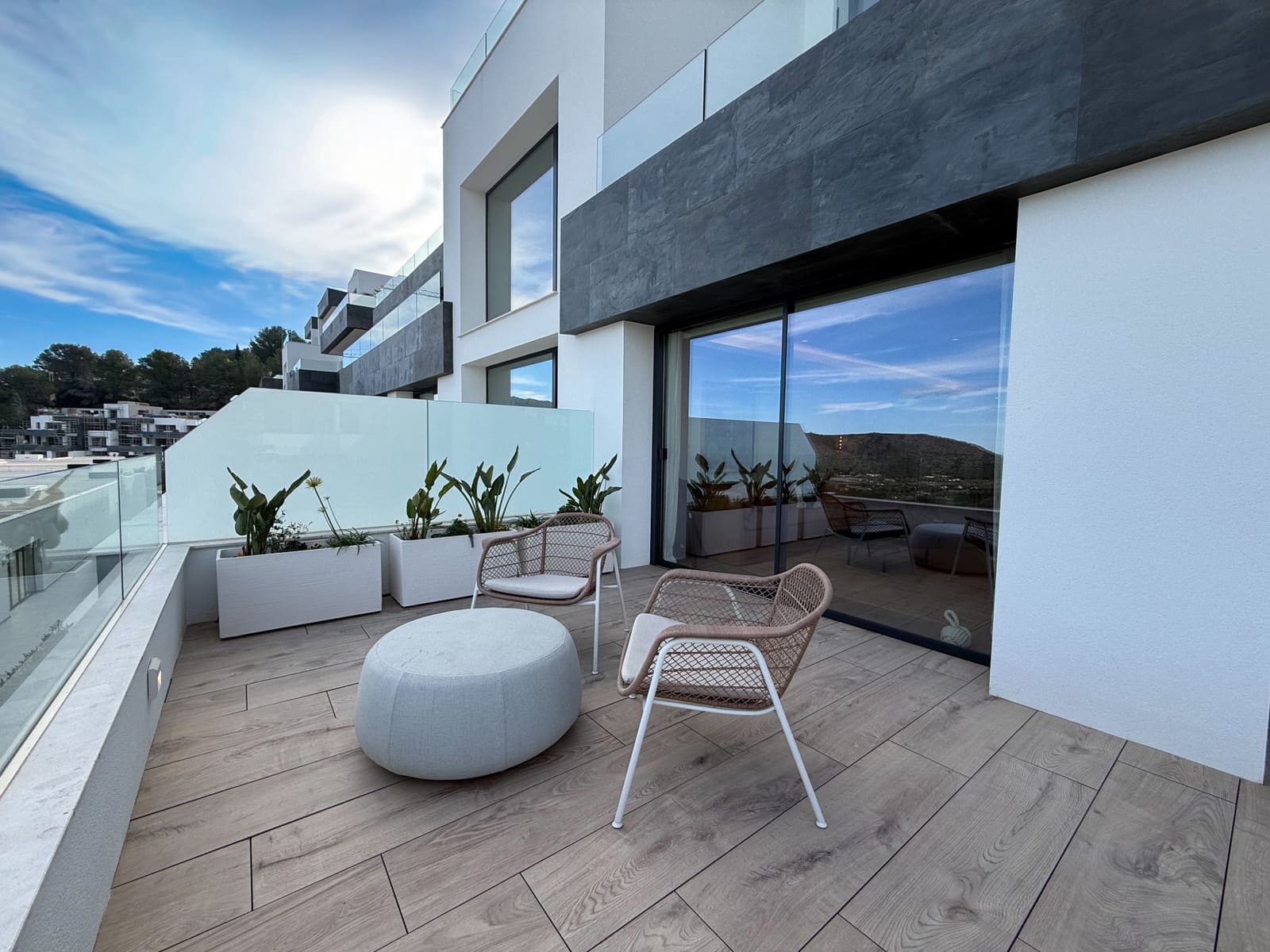 3 slaapkamer Appartement te koop in Sella met zwembad garage - € 670.000 (Ref: 10136274)