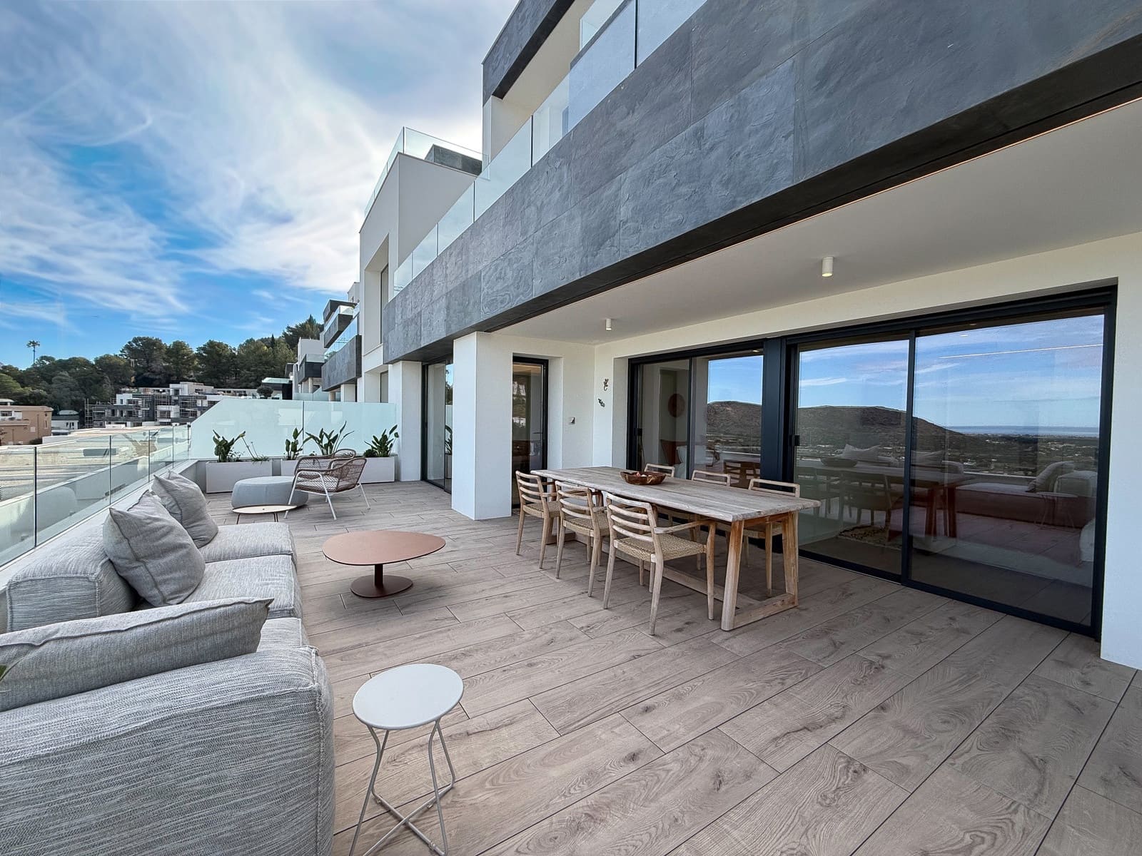 3 slaapkamer Appartement te koop in Sella met zwembad garage - € 670.000 (Ref: 10136274)