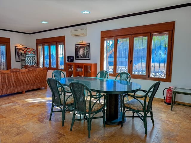 4 sovrum Villa till salu i Beniarbeig med pool - 895 000 € (Ref: 10139887)