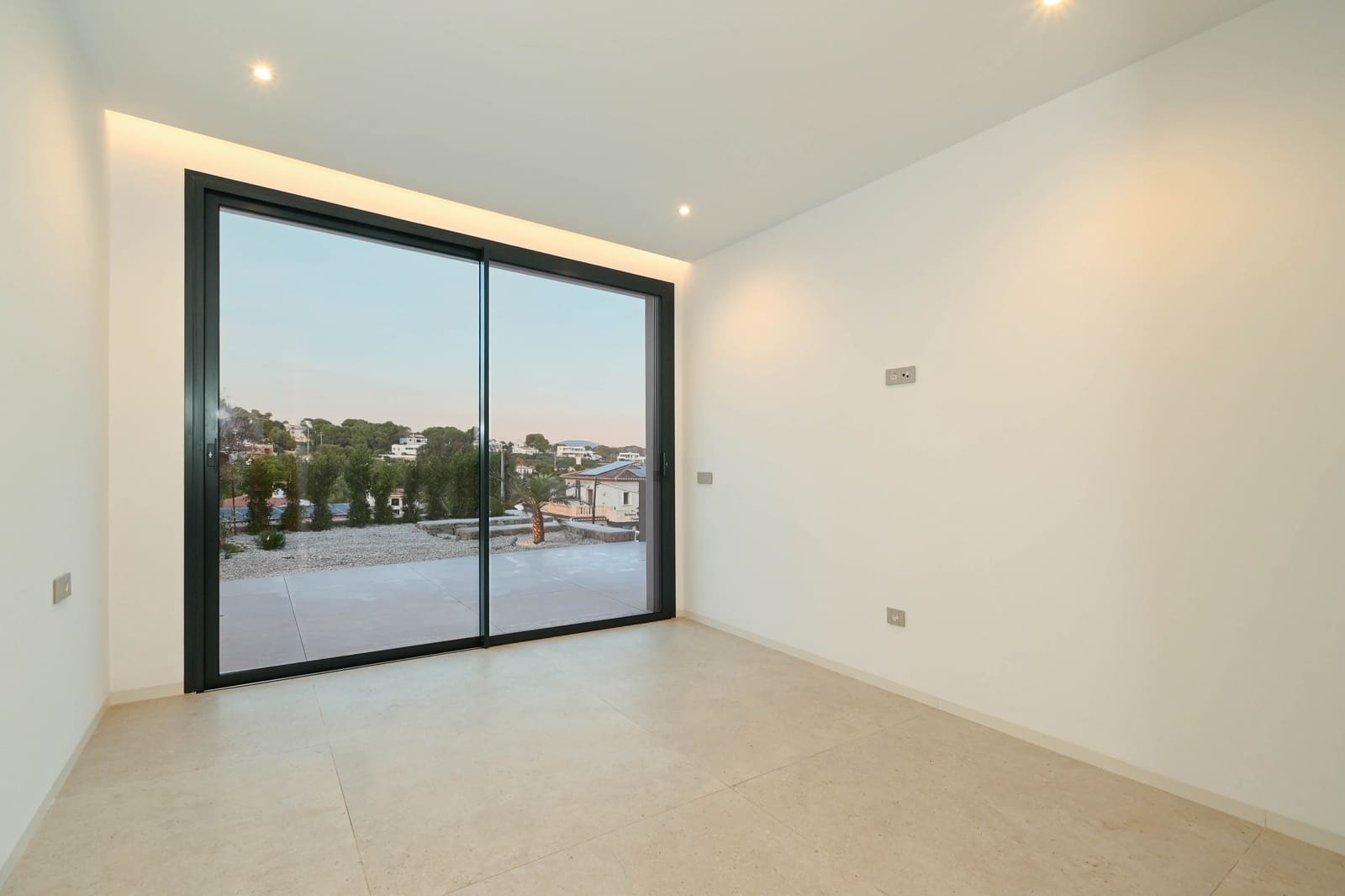 4 soveværelse Villa til salg i Benissa med swimmingpool - € 3.195.000 (Ref: 10139890)