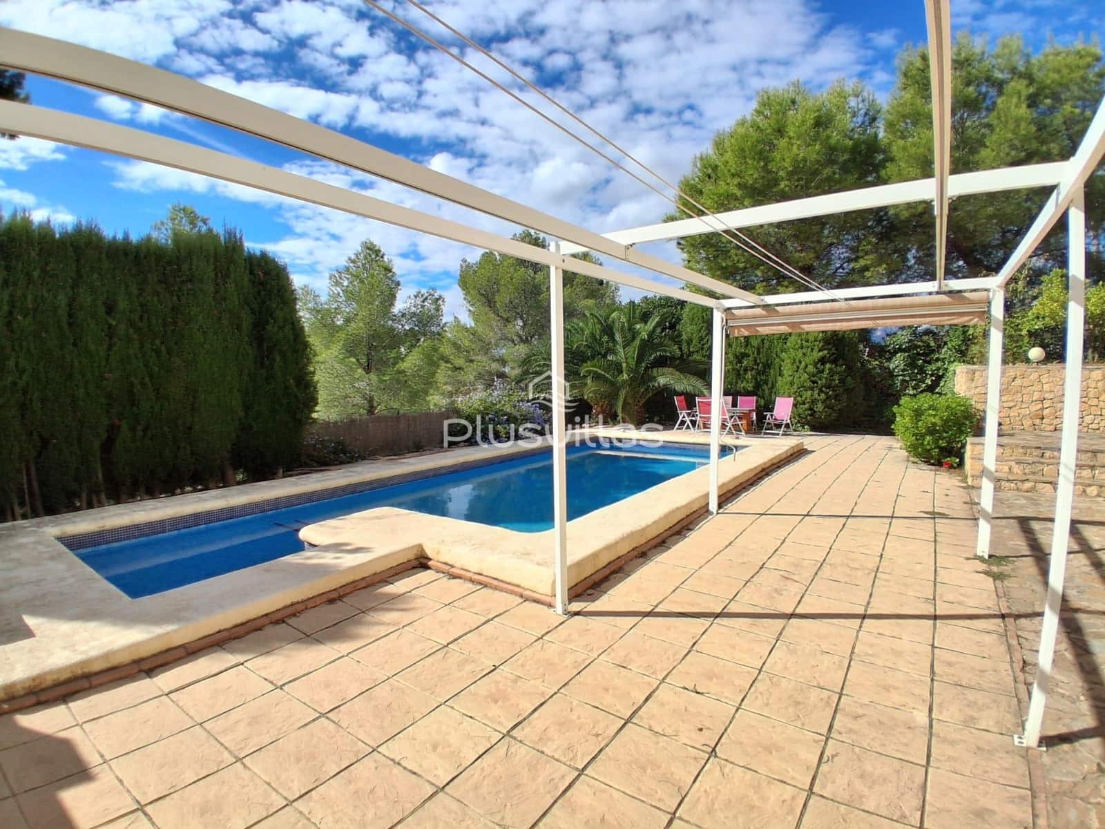 4 bedroom Villa for sale in Altea with pool garage - € 560,000 (Ref: 10139892)