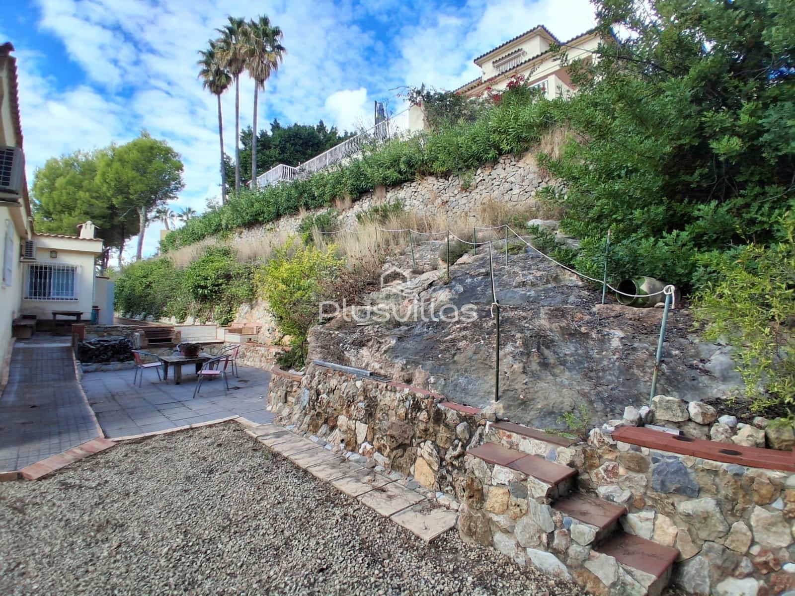 4 bedroom Villa for sale in Altea with pool garage - € 560,000 (Ref: 10139892)