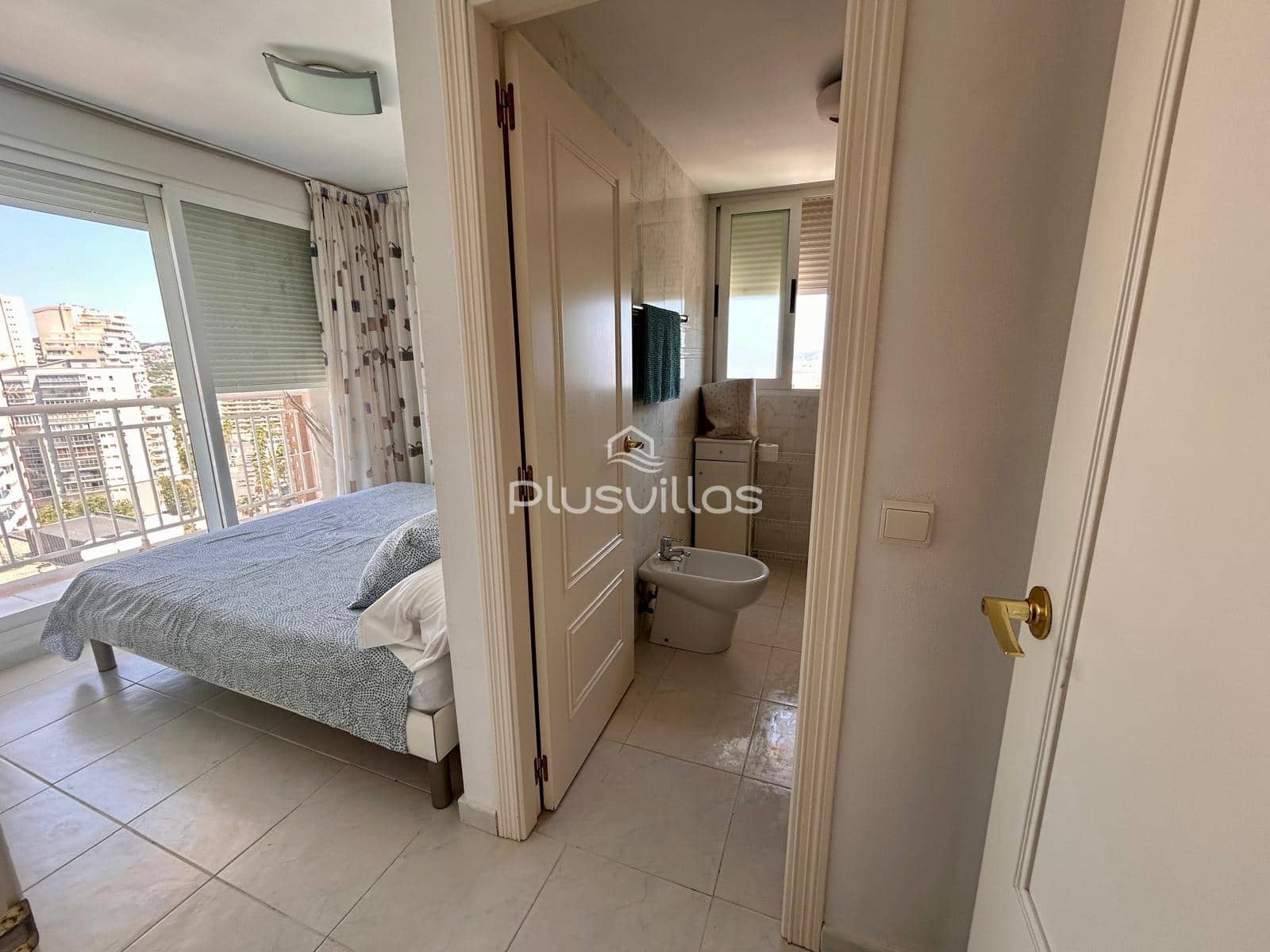 3 soveværelse Lejlighed til salg i Calpe / Calp med swimmingpool - € 890.000 (Ref: 10142695)