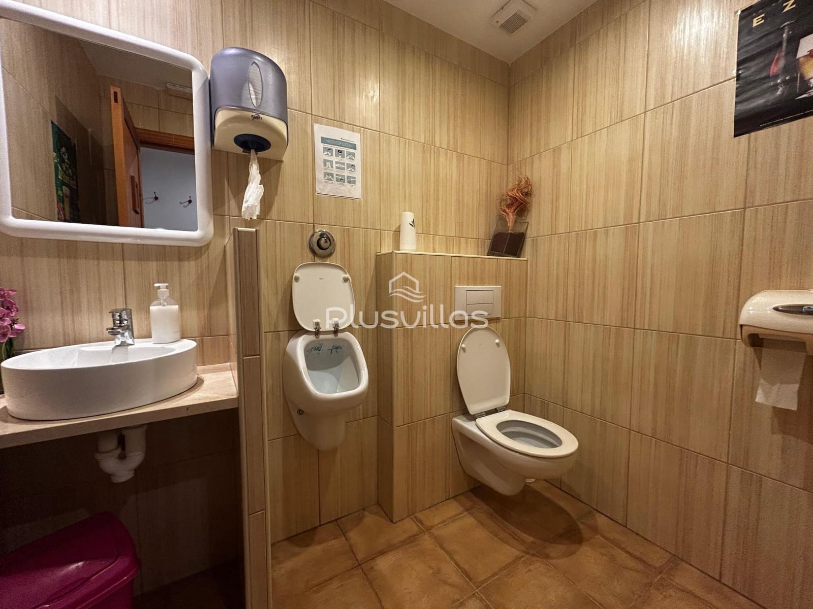 3 makuuhuone Kaupallinen myytävänä paikassa Calpe / Calp - 450 000 € (Ref: 10147316)