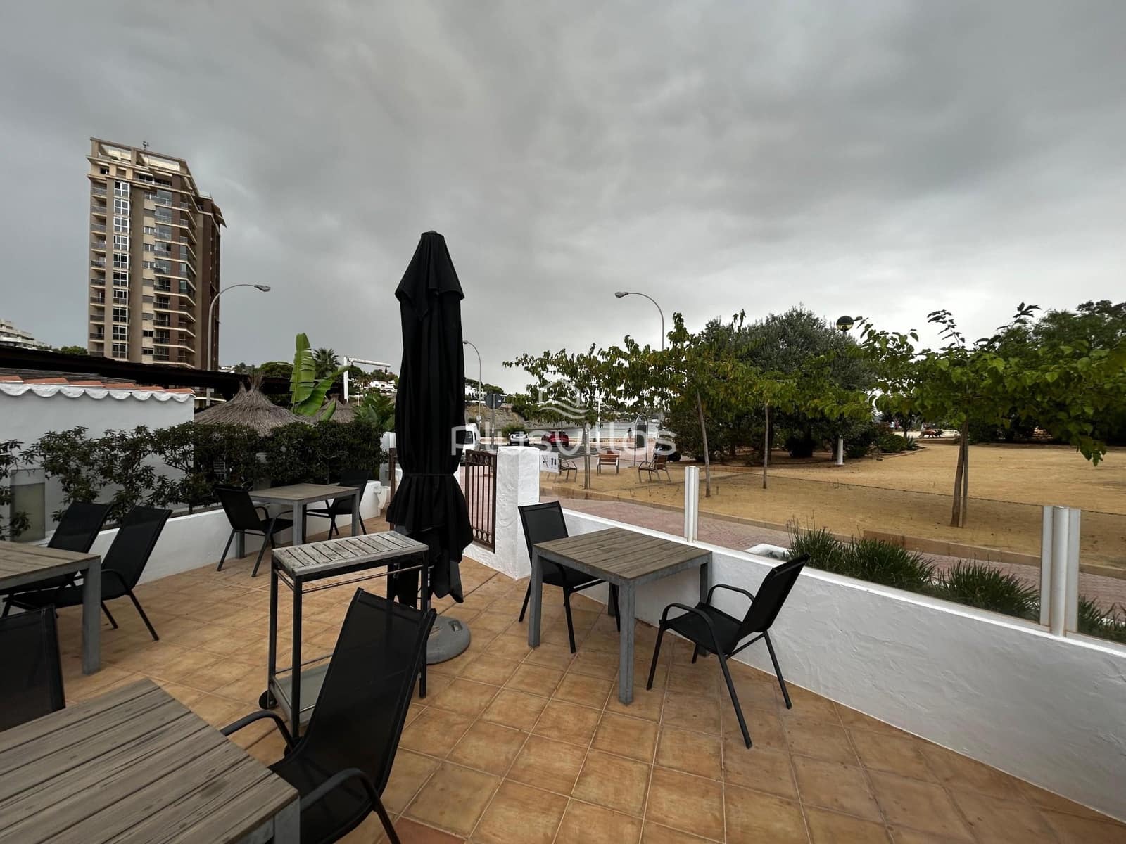3 makuuhuone Kaupallinen myytävänä paikassa Calpe / Calp - 450 000 € (Ref: 10147316)