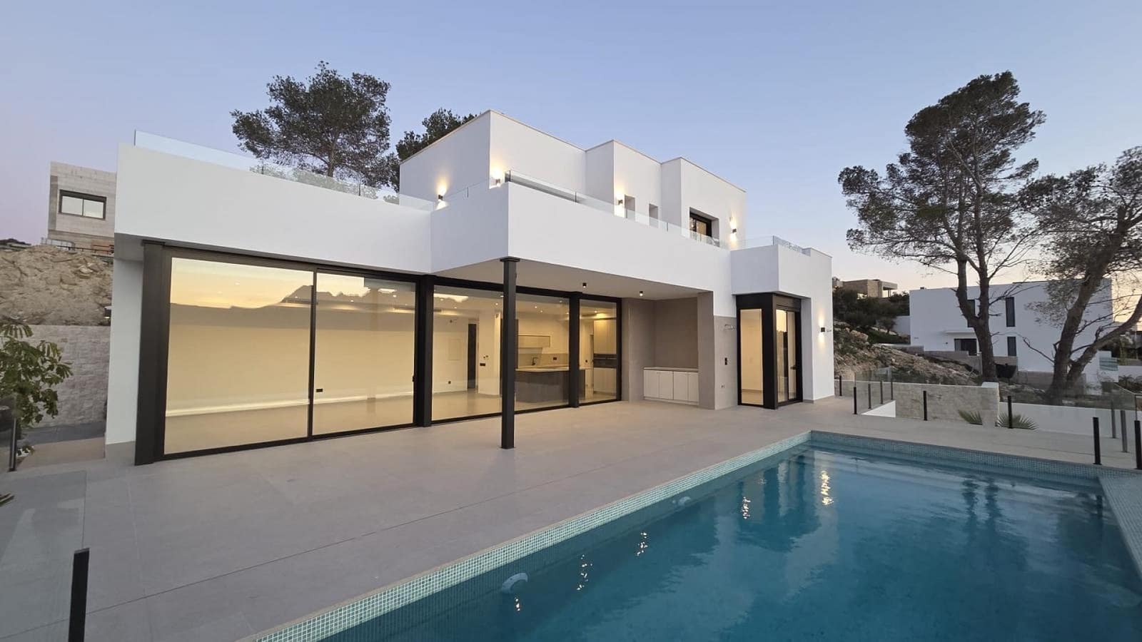 3 quarto Moradia para venda em Calpe / Calp com piscina - 1 135 000 € (Ref: 10155427)