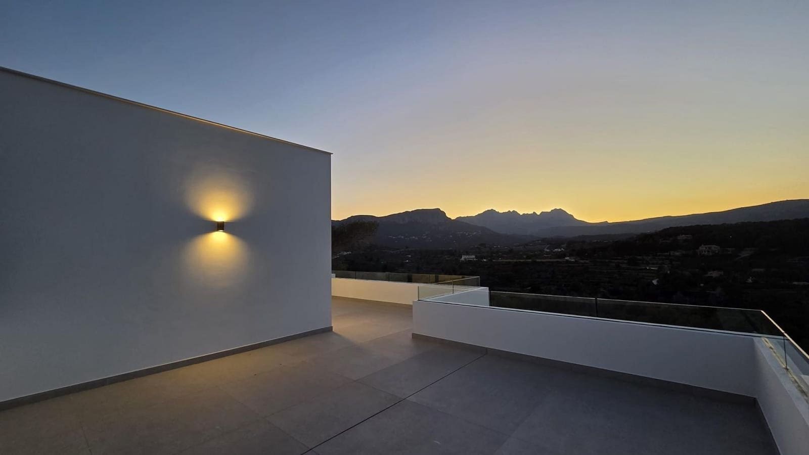 3 quarto Moradia para venda em Calpe / Calp com piscina - 1 135 000 € (Ref: 10155427)