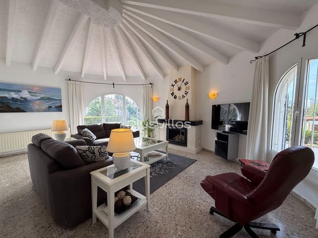 3 makuuhuone Huvila myytävänä paikassa Canuta, Calpe / Calp mukana 
autotalli - 639 000 € (Ref: 10158007)