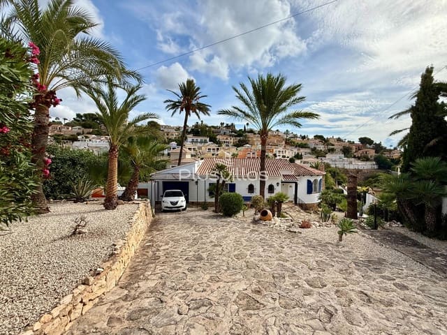 3 makuuhuone Huvila myytävänä paikassa Canuta, Calpe / Calp mukana 
autotalli - 639 000 € (Ref: 10158007)