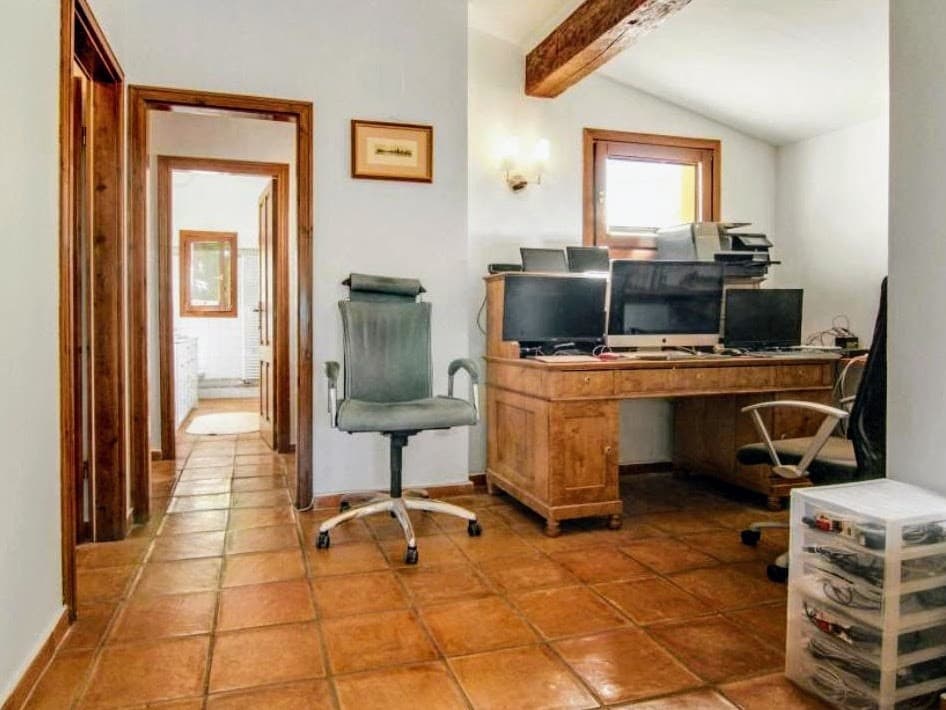 7 bedroom Villa for sale in Benissa with pool garage - € 995,000 (Ref: 10161695)