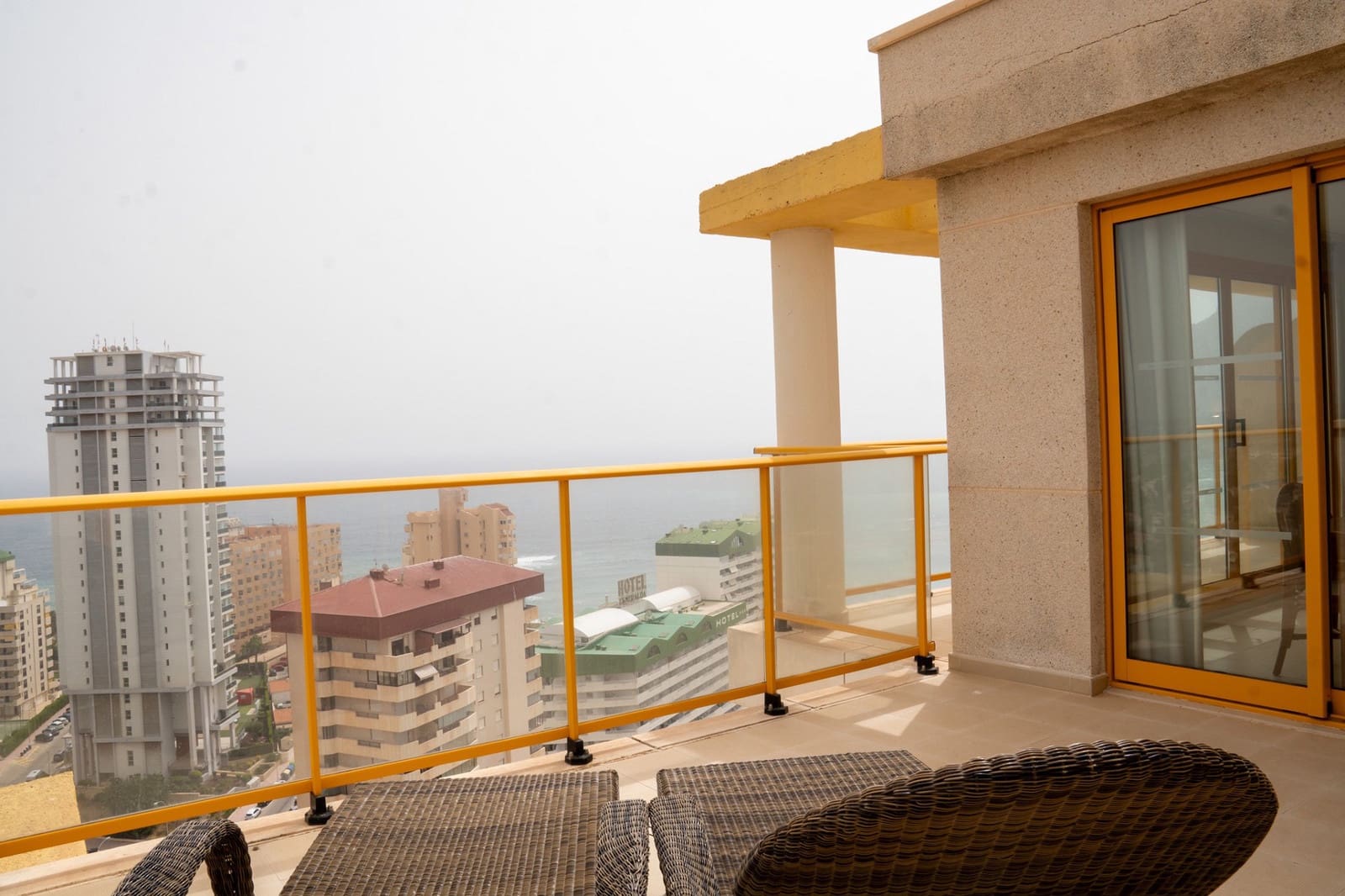 3 soveværelse Lejlighed til salg i Calpe / Calp med swimmingpool - € 799.000 (Ref: 10161697)