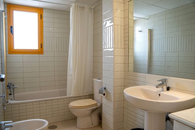 3 soveværelse Lejlighed til salg i Pueblo, Calpe / Calp med swimmingpool - € 799.000 (Ref: 10161697)