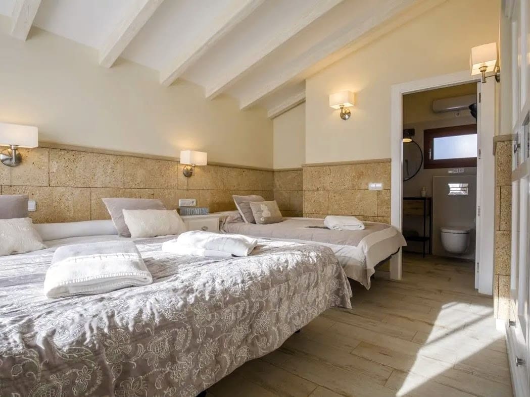 12 sypialnia Willa na sprzedaż w Lliber z basenem - 1 550 000 € (Ref: 10161701)