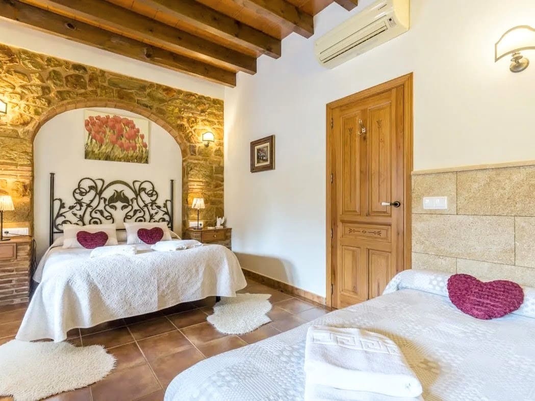 12 sypialnia Willa na sprzedaż w Lliber z basenem - 1 550 000 € (Ref: 10161701)