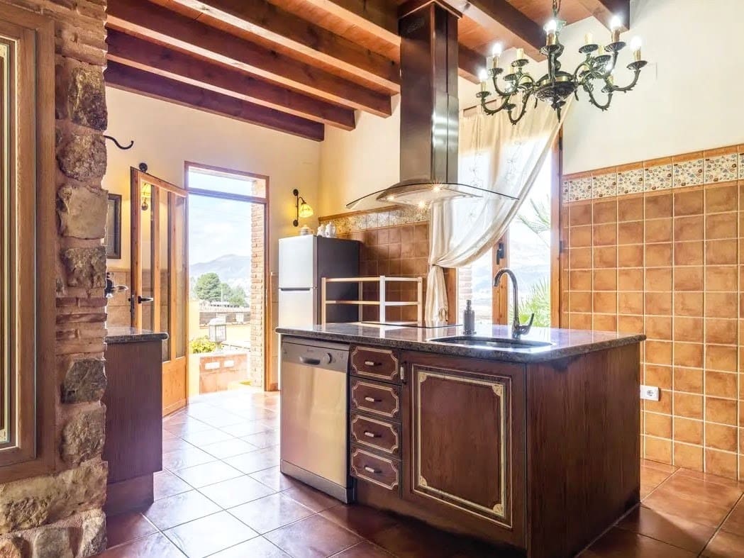 12 sypialnia Willa na sprzedaż w Lliber z basenem - 1 550 000 € (Ref: 10161701)