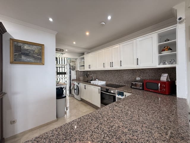 2 soverom Leilighet til salgs i Altea med svømmebasseng garasje - € 595 000 (Ref: 10166839)