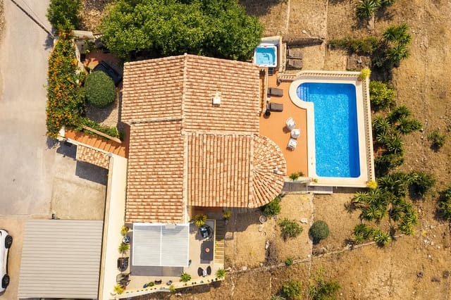 3 sypialnia Willa na sprzedaż w Orba z basenem garażem - 430 000 € (Ref: 10166841)