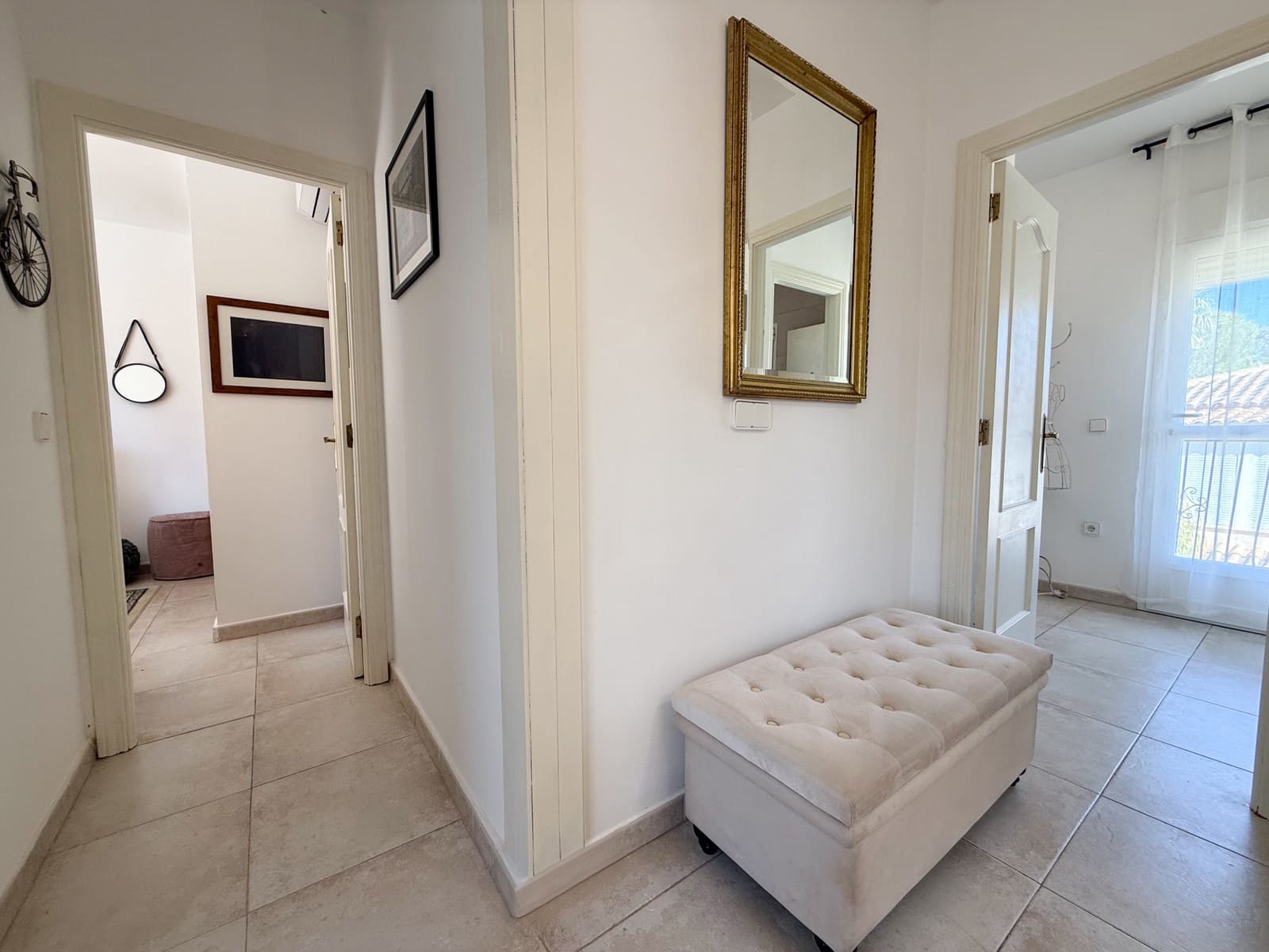 4 bedroom Villa for sale in Albir with pool garage - € 599,000 (Ref: 10166843)