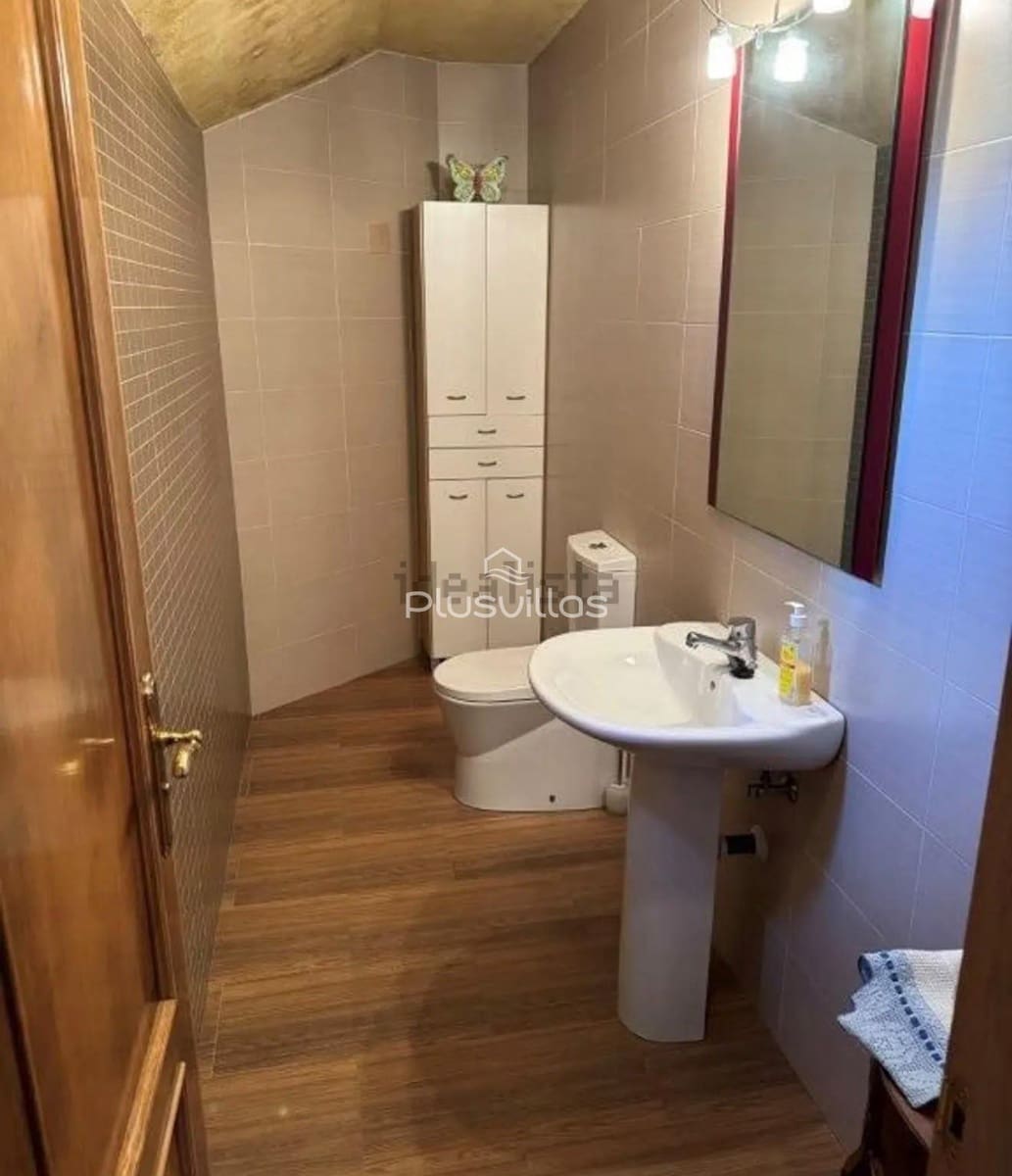 5 bedroom Villa for sale in Callosa d'En Sarria with pool - € 450,000 (Ref: 10166844)