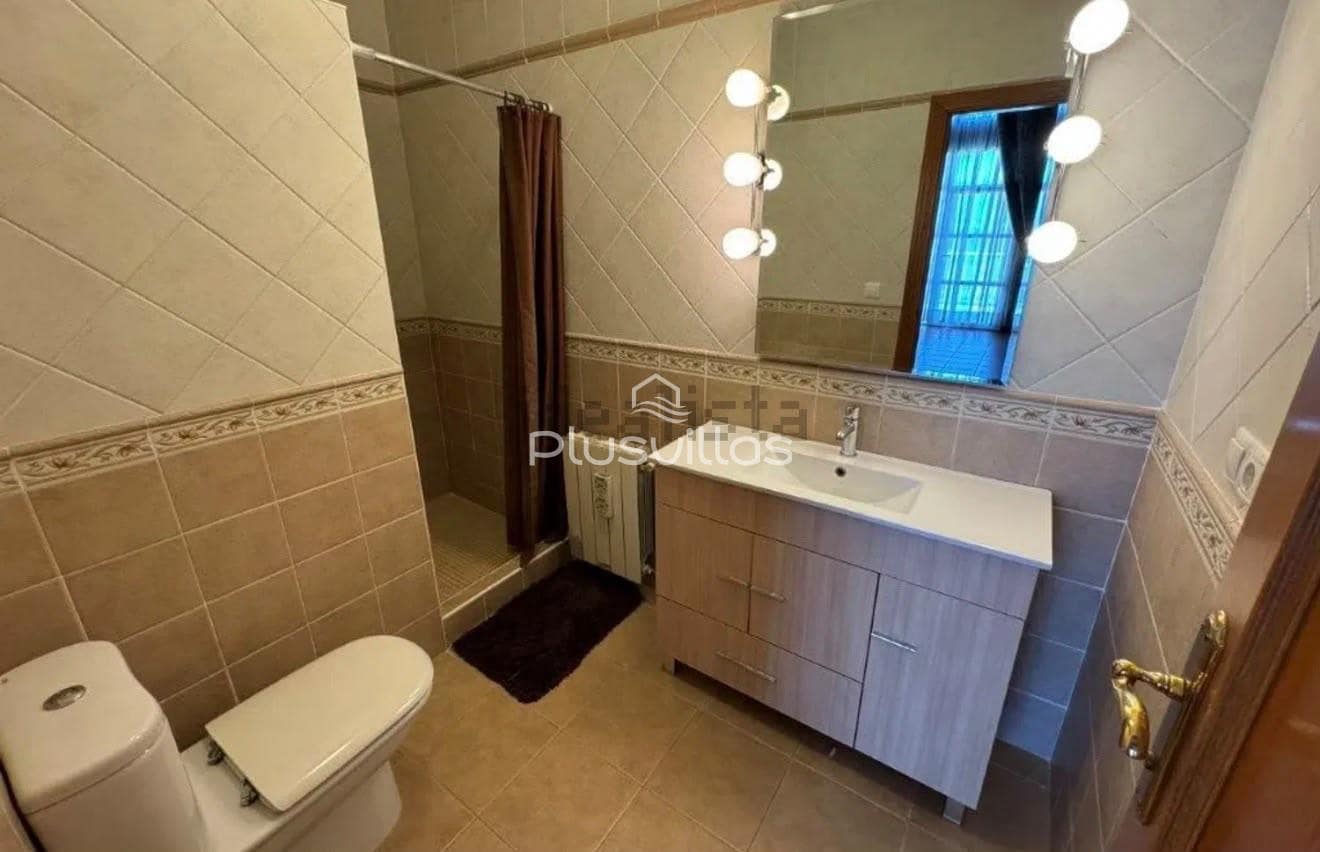 5 bedroom Villa for sale in Callosa d'En Sarria with pool - € 450,000 (Ref: 10166844)