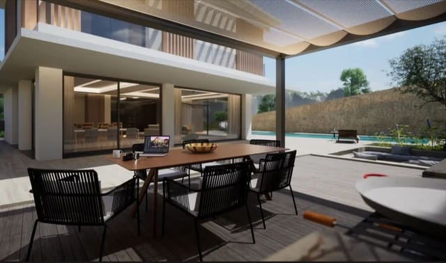 4 bedroom Villa for sale in Casco Urbano, Teulada-Moraira with pool - € 1,575,000 (Ref: 10177380)