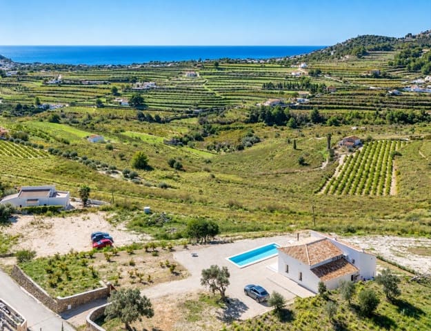 3 quarto Moradia para venda em Casco Urbano, Teulada-Moraira com piscina - 1 497 000 € (Ref: 10180788)