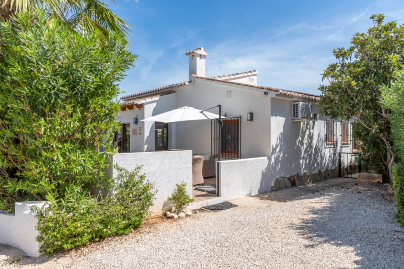 3 quarto Bungalow para venda em Moraira com piscina garagem - 469 000 € (Ref: 10180791)