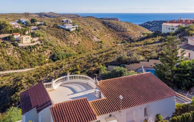 4 bedroom Villa for sale in Cumbre del Sol, Benitachell / Benitatxell with pool garage - € 560,000 (Ref: 10185158)
