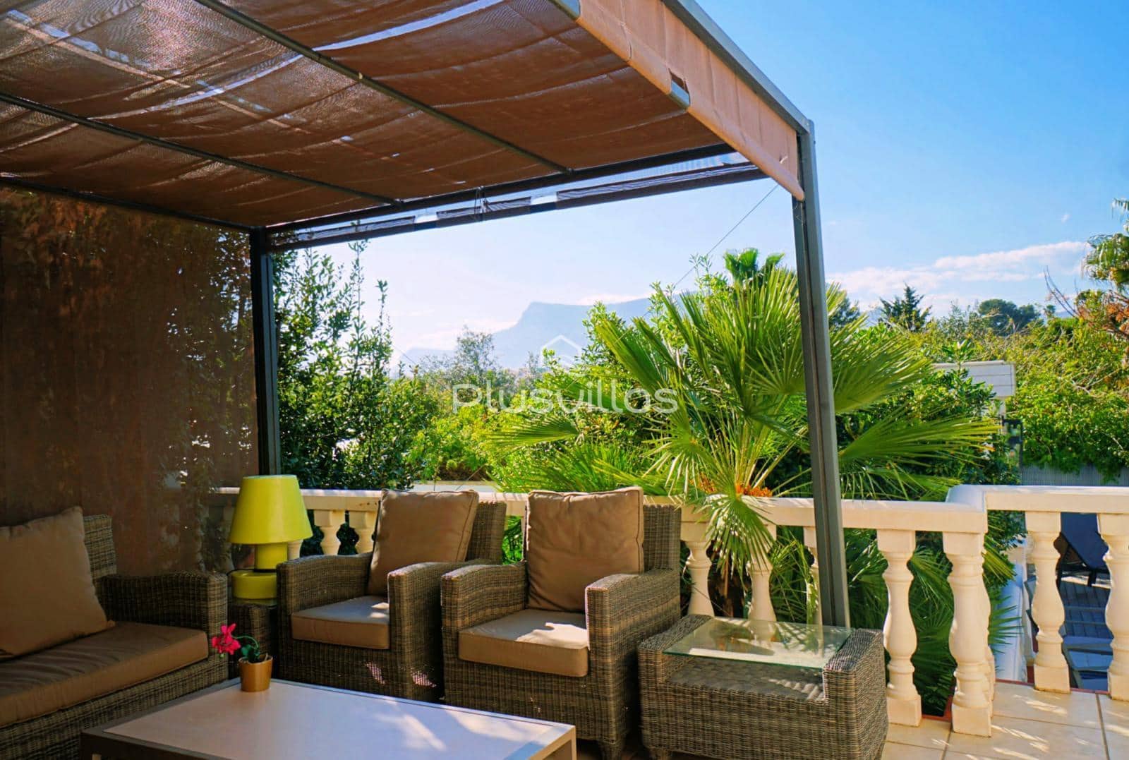 2 soveværelse Villa til salg i Calpe / Calp med swimmingpool garage - € 550.000 (Ref: 10185159)