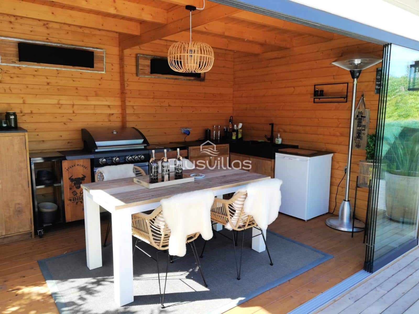 2 soveværelse Villa til salg i Calpe / Calp med swimmingpool garage - € 550.000 (Ref: 10185159)