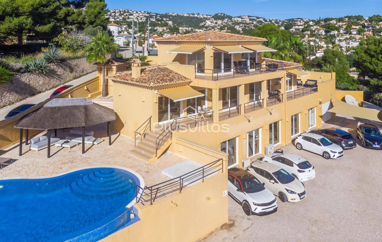Chalet de 3 habitaciones en Benissa en venta con piscina garaje - 1.750.000 € (Ref: 10185160)