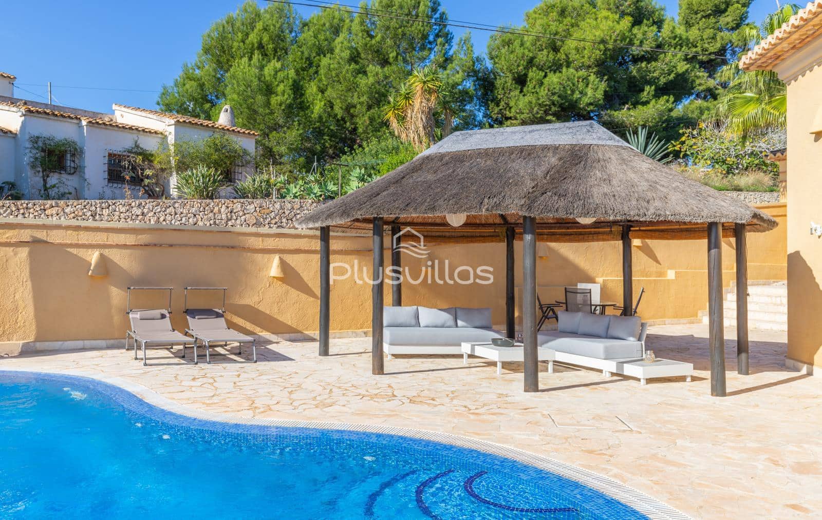 Chalet de 3 habitaciones en Benissa en venta con piscina garaje - 1.750.000 € (Ref: 10185160)
