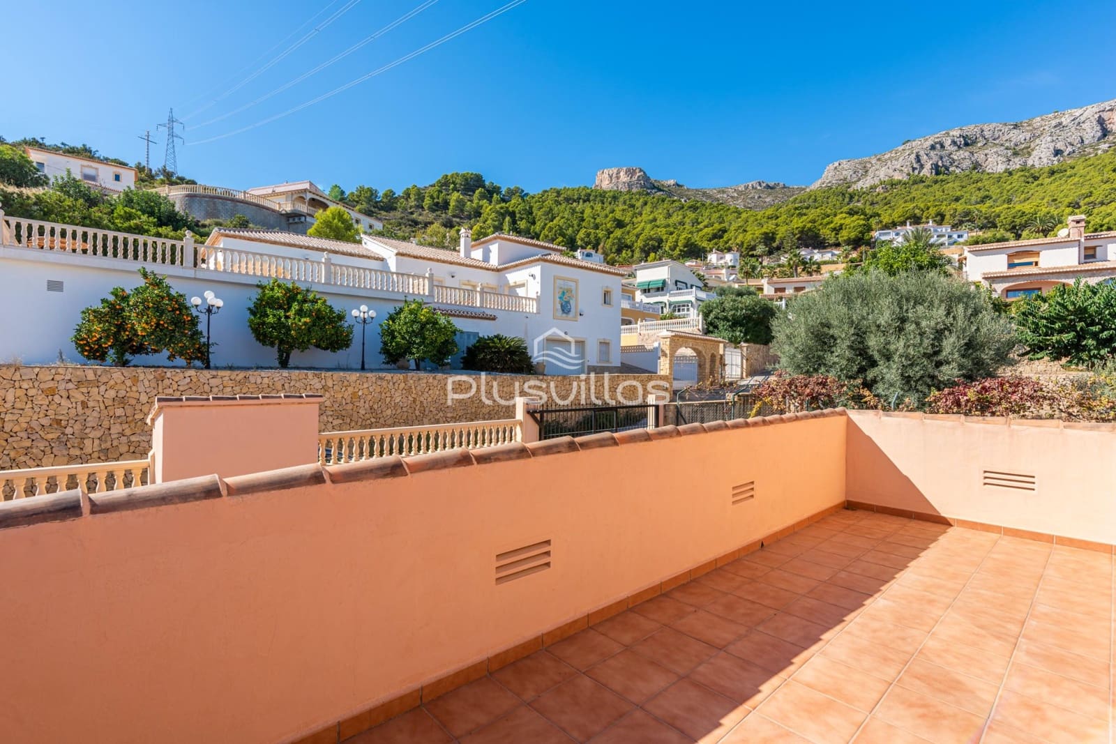 4 soveværelse Villa til salg i Calpe / Calp med swimmingpool - € 665.000 (Ref: 5473960)
