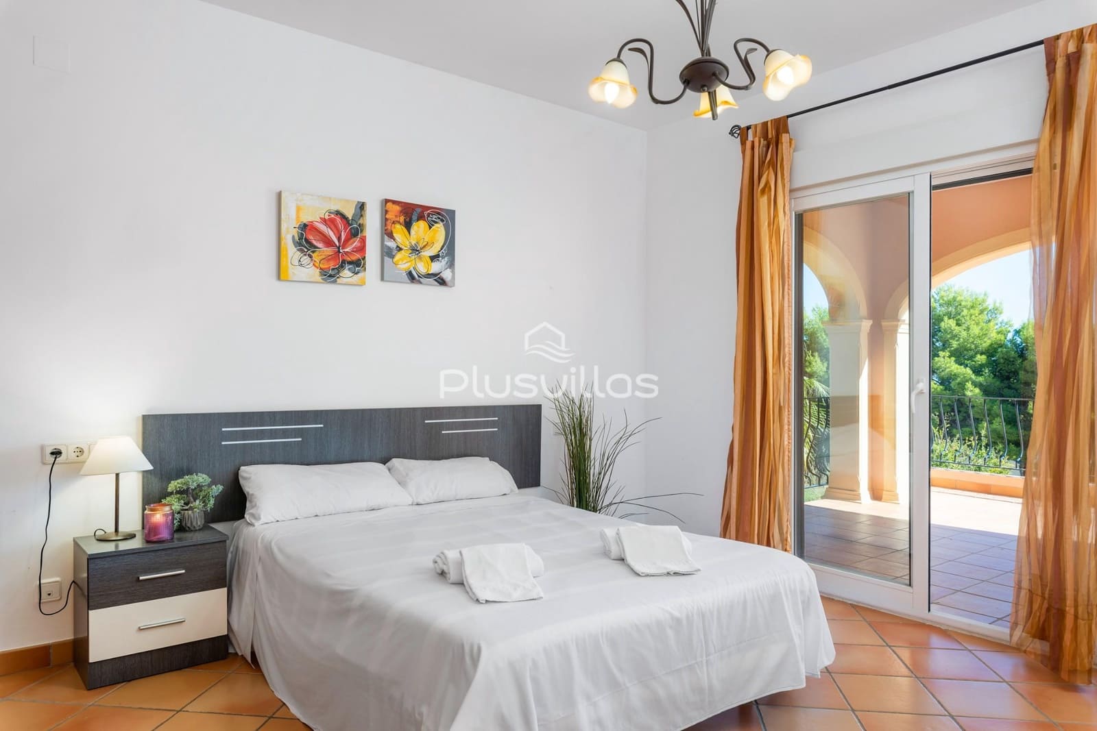 4 soveværelse Villa til salg i Calpe / Calp med swimmingpool - € 665.000 (Ref: 5473960)