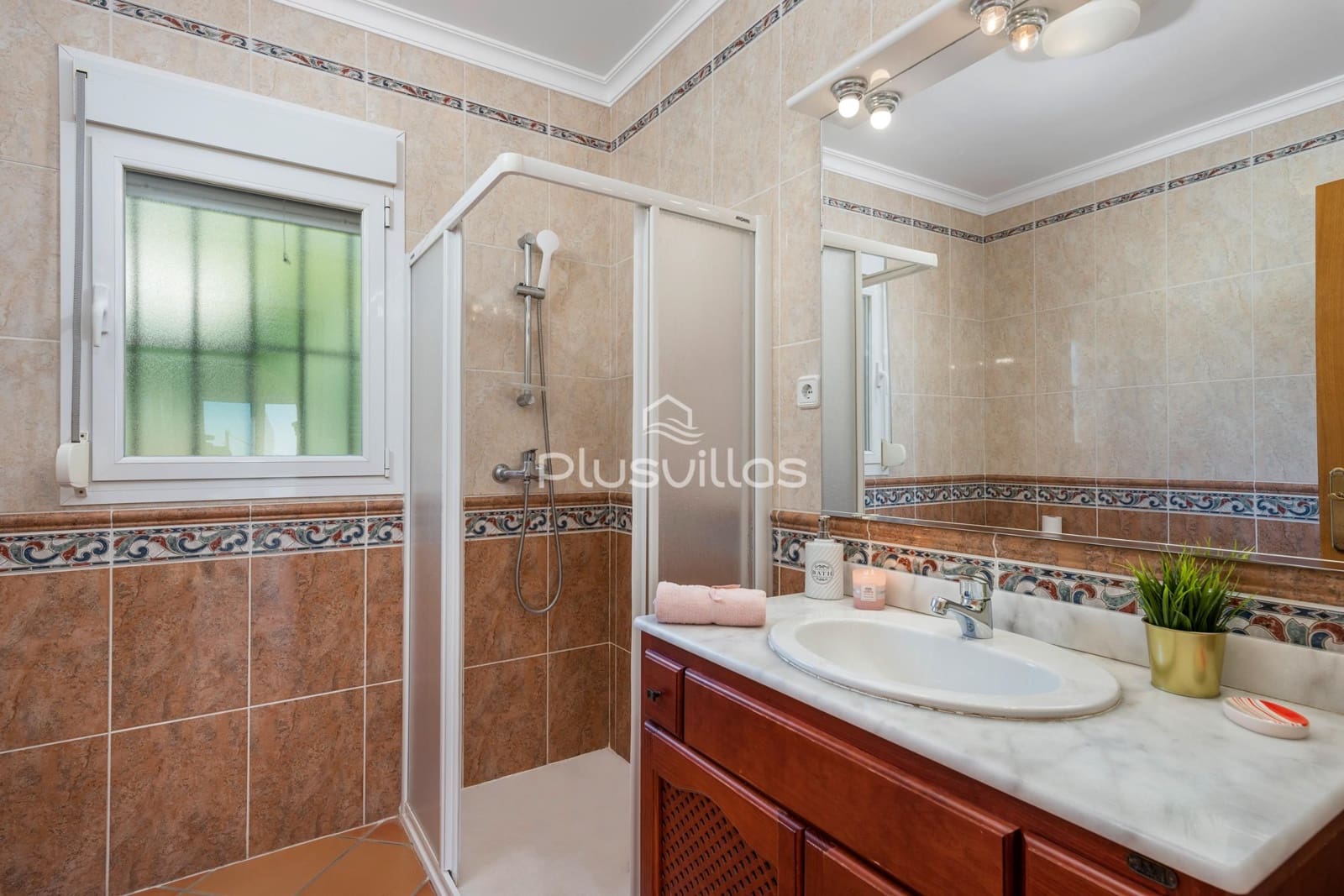 4 soveværelse Villa til salg i Calpe / Calp med swimmingpool - € 665.000 (Ref: 5473960)