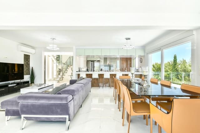5 Zimmer Villa zu verkaufen in Oltamar - Cucarres, Calpe / Calp mit Pool - 1.690.000 € (Ref: 5516332)