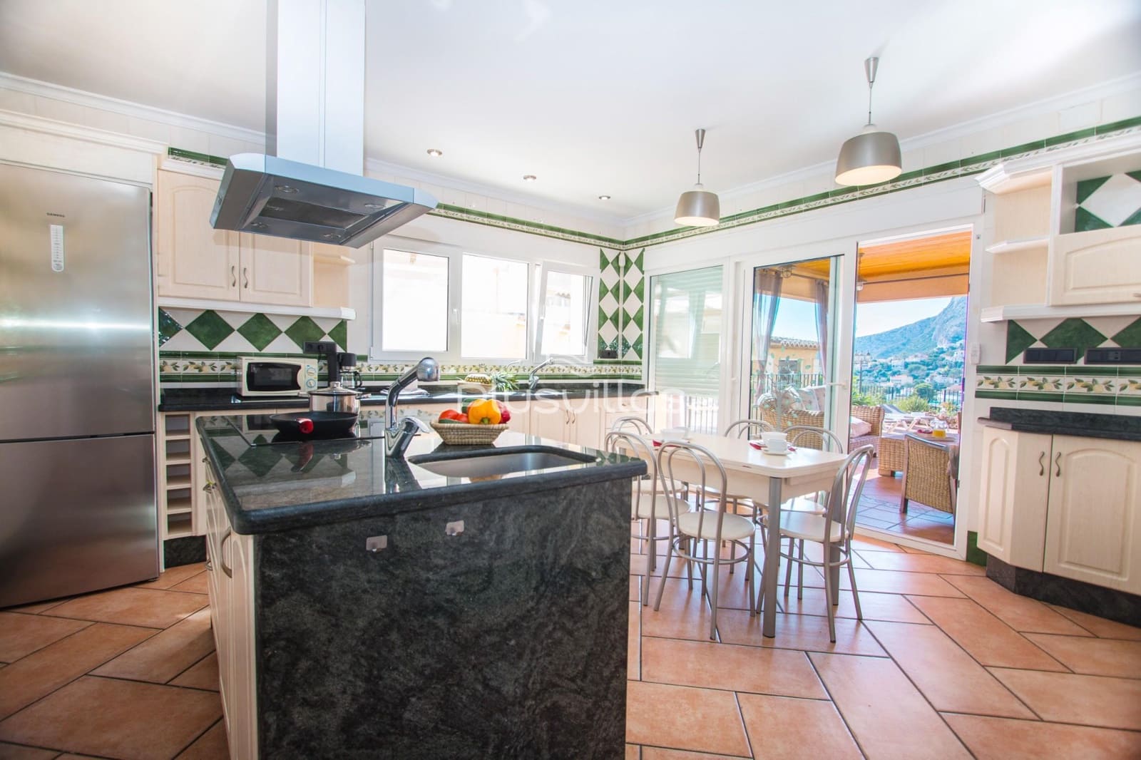 5 makuuhuone Huvila myytävänä paikassa Calpe / Calp mukana uima-altaan - 1 900 000 € (Ref: 5973294)