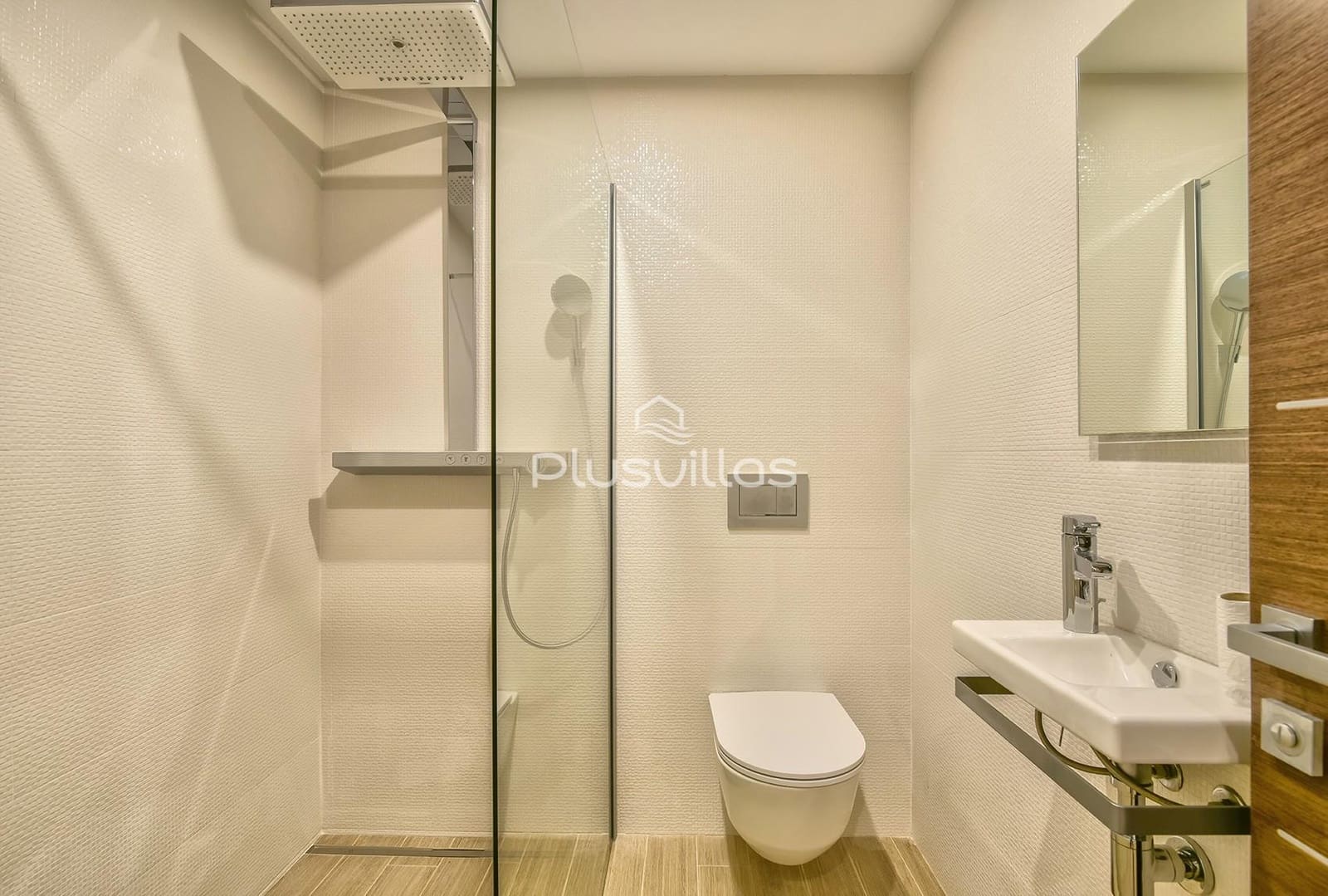 3 bedroom Villa for sale in Calpe / Calp with pool - € 2,950,000 (Ref: 5973303)