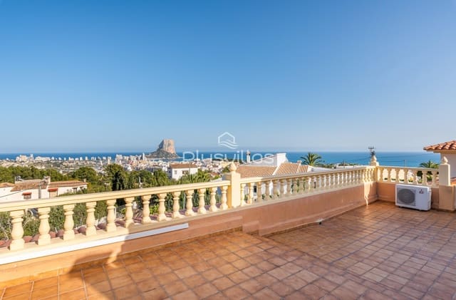 6 bedroom Villa for sale in Oltamar - Cucarres, Calpe / Calp with pool - € 1,200,000 (Ref: 6279734)