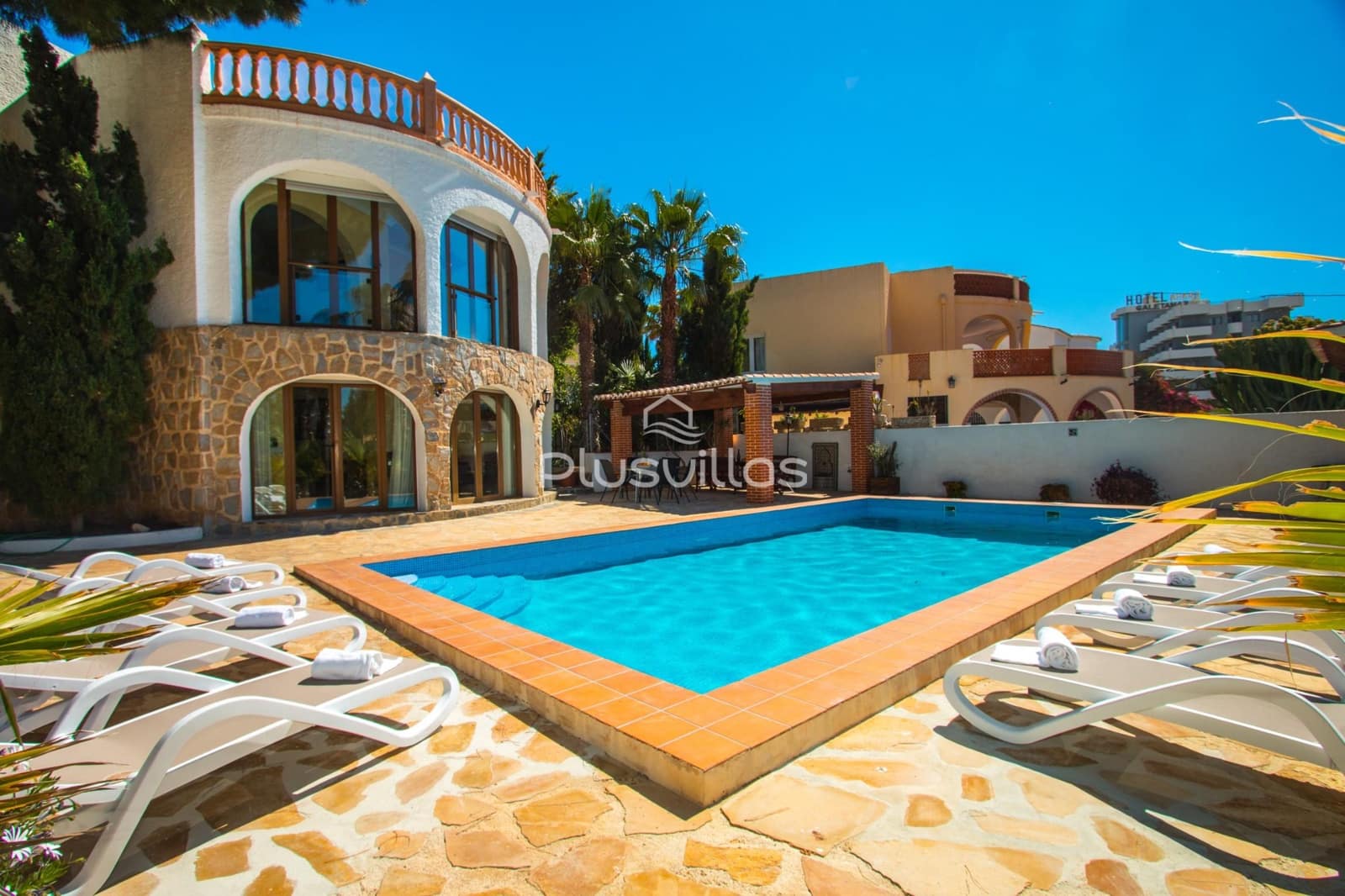 5 quarto Moradia para venda em Calpe / Calp com piscina - 790 000 € (Ref: 6279735)