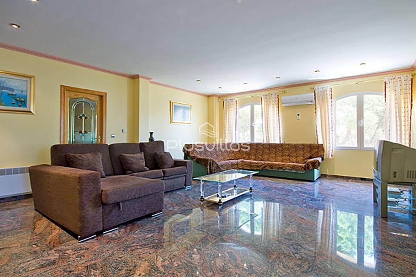 8 bedroom Villa for sale in Calpe / Calp with pool - € 900,000 (Ref: 6361817)