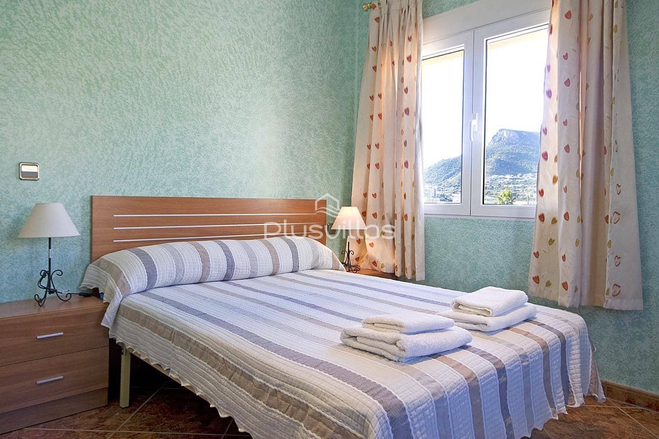 8 bedroom Villa for sale in Calpe / Calp with pool - € 900,000 (Ref: 6361817)