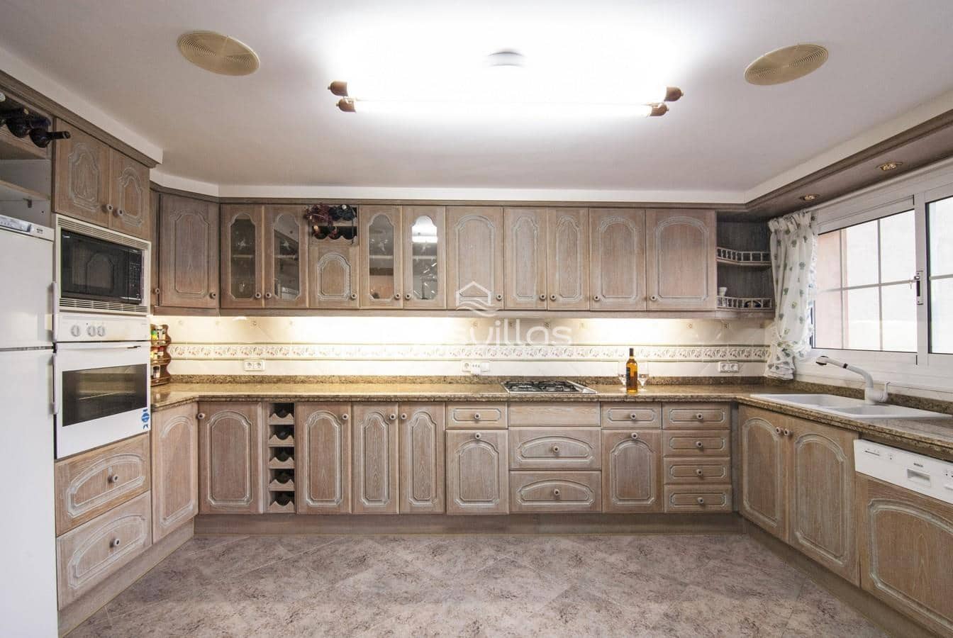 7 Zimmer Villa zu verkaufen in Benissa mit Pool - 2.500.000 € (Ref: 6361818)