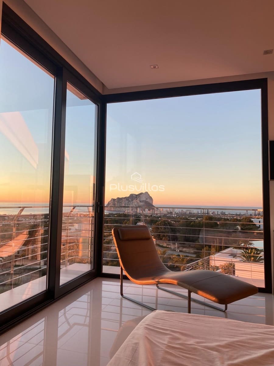 5 bedroom Villa for sale in Benissa with pool - € 2,450,000 (Ref: 6880648)